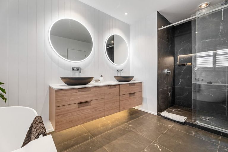 Photo of property in 60 Angelo Avenue, Howick, Auckland, 2014