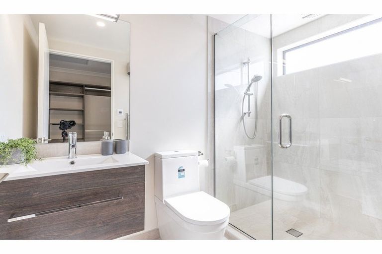 Photo of property in 28 Manakura Street, Avonhead, Christchurch, 8042