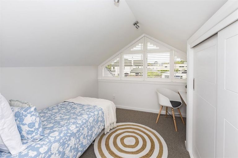 Photo of property in 43 Jacksons Road, Lyttelton, 8082