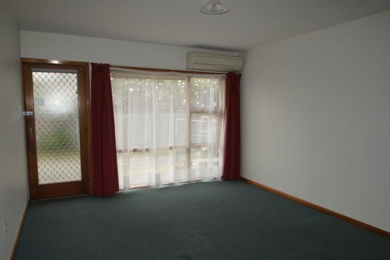 Photo of property in 2/6 Kinloch Street, St Albans, Christchurch, 8014