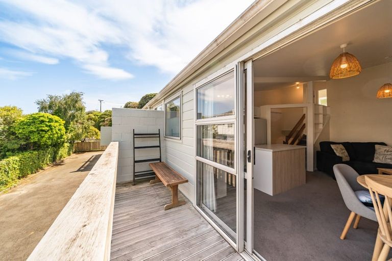 Photo of property in 4/23 Collins Avenue, Tawa, Wellington, 5028