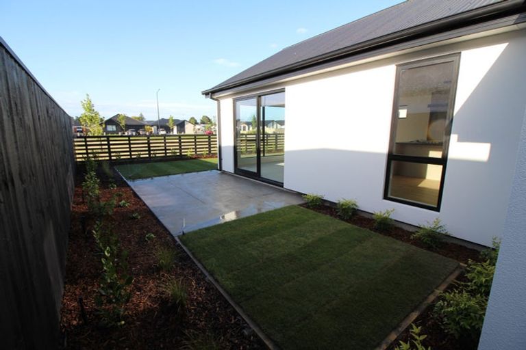 Photo of property in 12 Hiller Green Street, Halswell, Christchurch, 8025