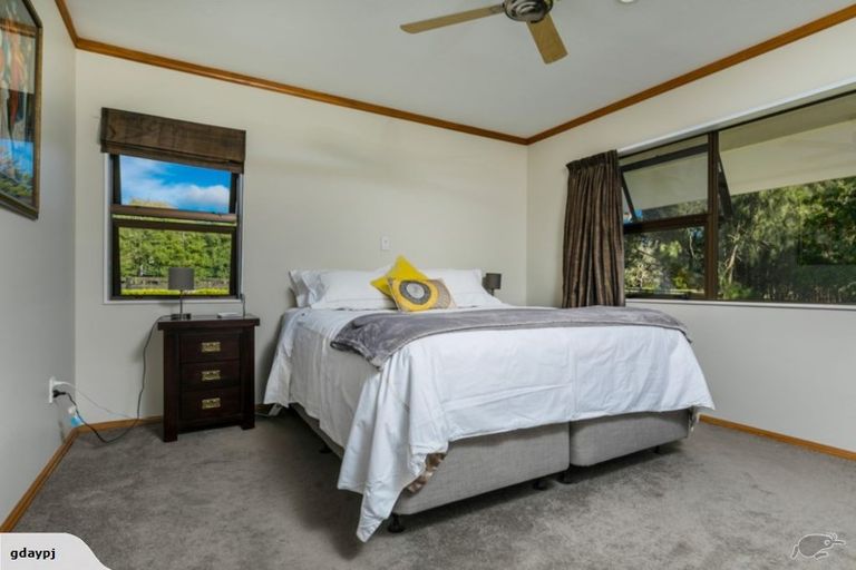 Photo of property in 31 Rangitopuni Road, Riverhead, 0793