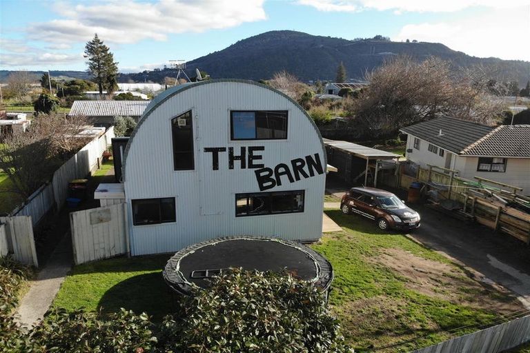 Photo of property in 6 Rinaha Place, Koutu, Rotorua, 3010