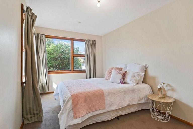 Photo of property in 5 Ketton Place, St Albans, Christchurch, 8052