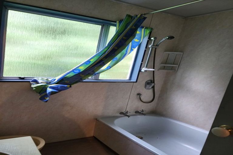 Photo of property in 164b Broderick Road, Johnsonville, Wellington, 6037