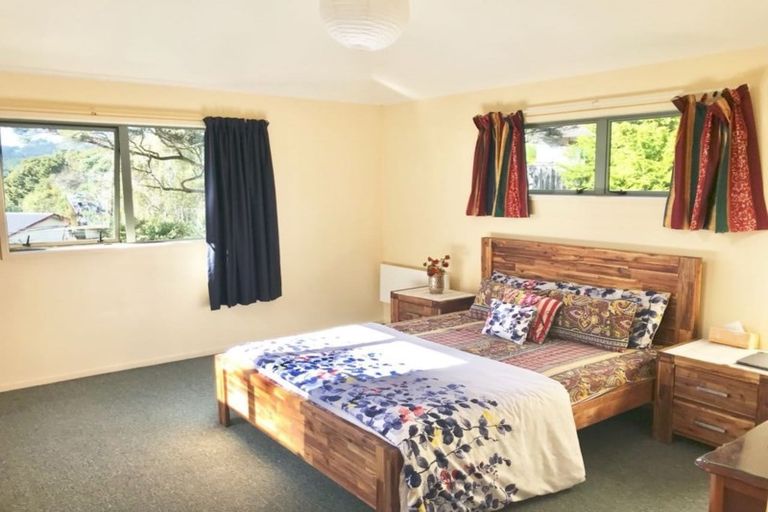 Photo of property in 25 Shetland Street, Glen Eden, Auckland, 0602