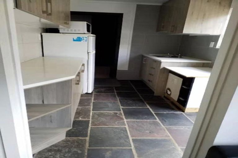 Photo of property in 208 Don Buck Road, Massey, Auckland, 0614