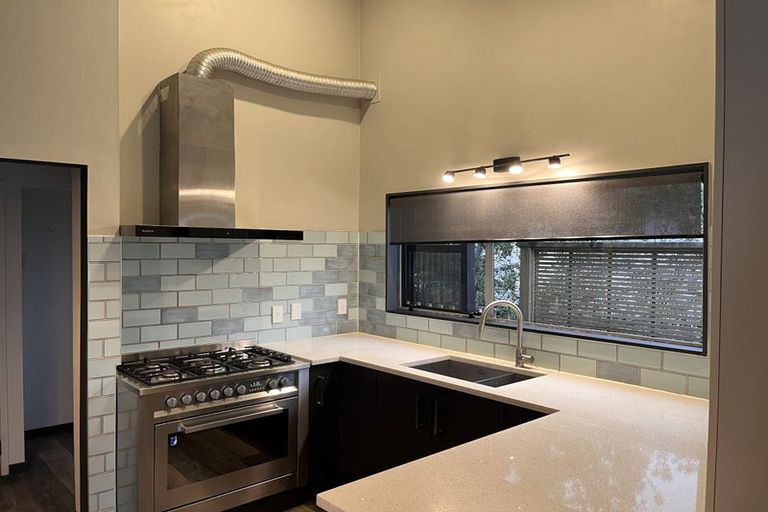 Photo of property in 1/77 Manuka Road, Bayview, Auckland, 0629