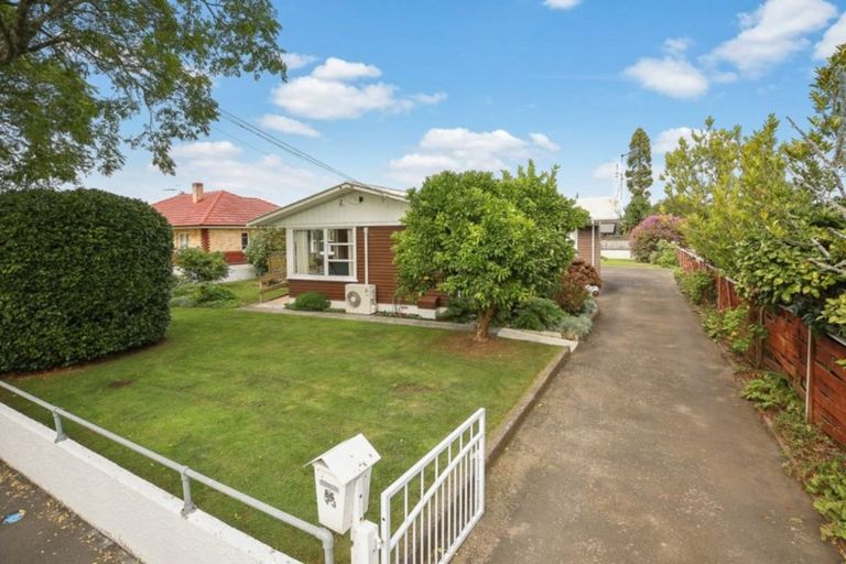 Photo of property in 84 Brookfield Street, Hamilton East, Hamilton, 3216