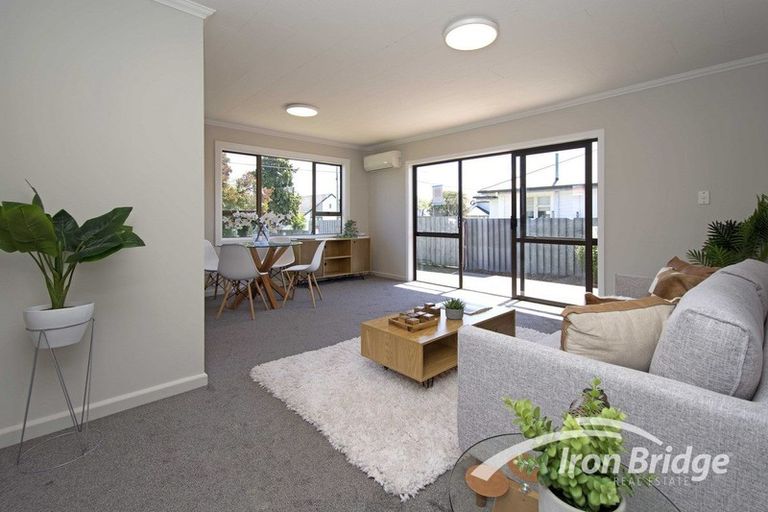 Photo of property in 21 Griffiths Avenue, Linwood, Christchurch, 8062