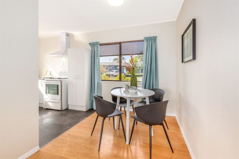 Photo of property in 17 The Bollard, Whitby, Porirua, 5024
