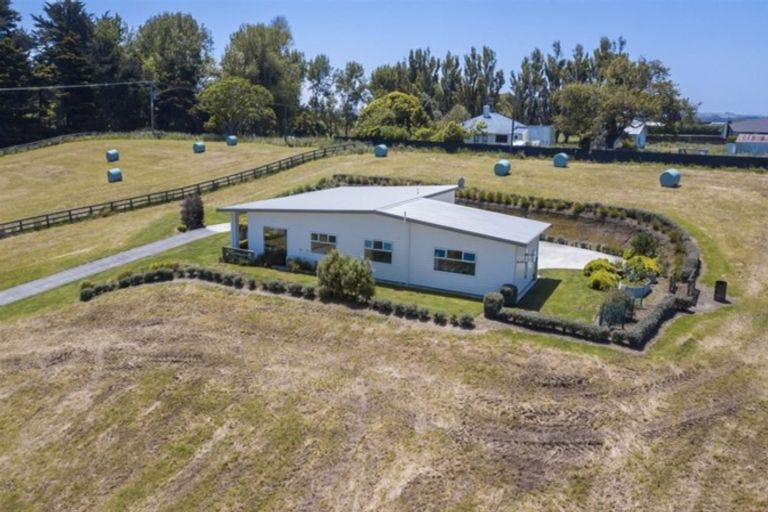 Photo of property in 242b Turuturu Road, Hawera, 4674