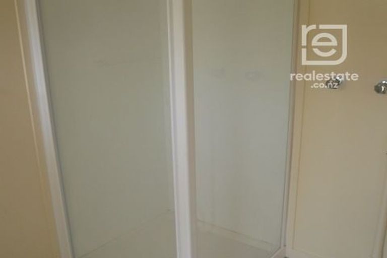 Photo of property in 2/12 Routley Drive, Glen Eden, Auckland, 0602