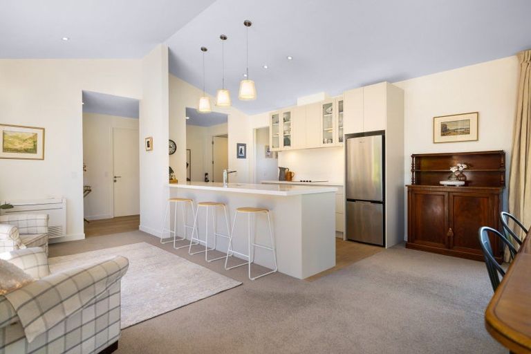 Photo of property in 47 Jacks Point Rise, Jacks Point, Queenstown, 9371