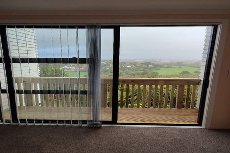 Photo of property in 111b Colwill Road, Massey, Auckland, 0614