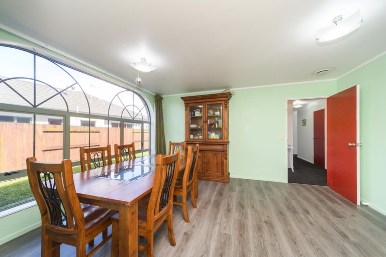 Photo of property in 75 Long Melford Road, Awapuni, Palmerston North, 4412