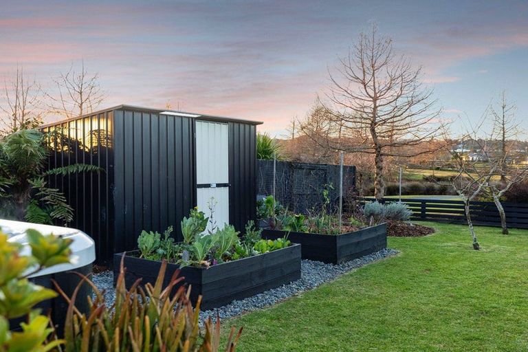 Photo of property in 9 Bracken Mews, Pyes Pa, Tauranga, 3112