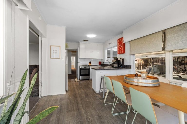 Photo of property in 10 Hereford Street, Stoke, Nelson, 7011