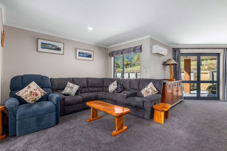 Photo of property in 20 Admiralty Place, Waikawa, Picton, 7220