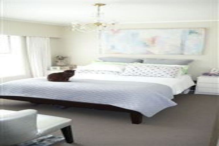 Photo of property in 16 Sydney Street, Hauraki, Auckland, 0622