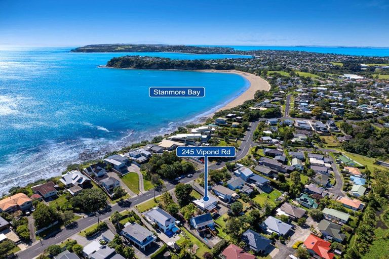 Photo of property in 245 Vipond Road, Stanmore Bay, Whangaparaoa, 0932