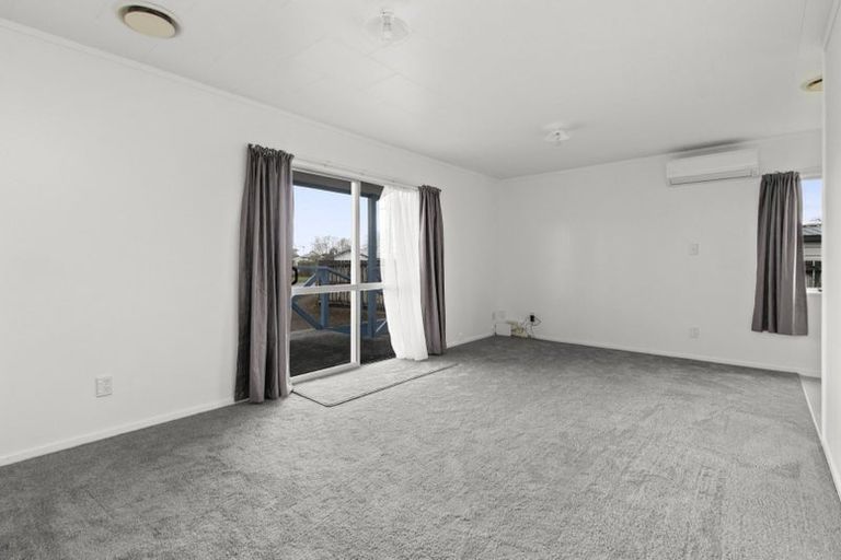 Photo of property in 10 Beadle Place, St Andrews, Hamilton, 3200