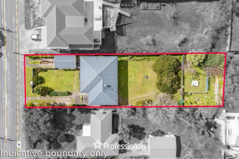 Photo of property in 10 Gray Avenue, Paraparaumu Beach, Paraparaumu, 5032