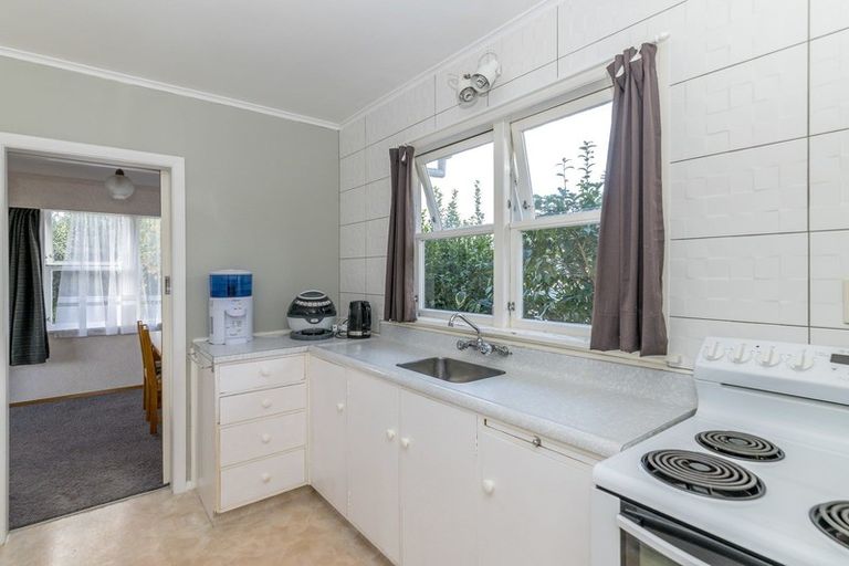 Photo of property in 14 Highbury Drive, Levin, 5510