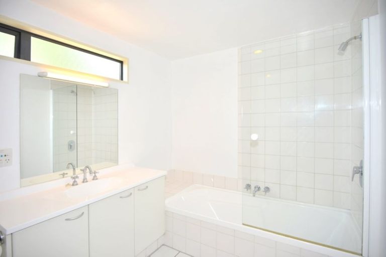 Photo of property in St Lukes Courts, 170 Peterborough Street, Christchurch Central, Christchurch, 8013