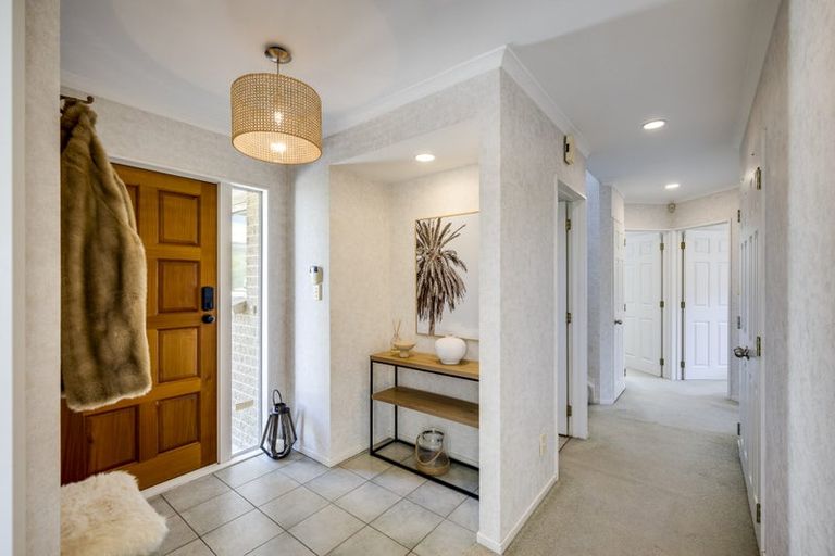 Photo of property in 76b Churchill Drive, Taradale, Napier, 4112