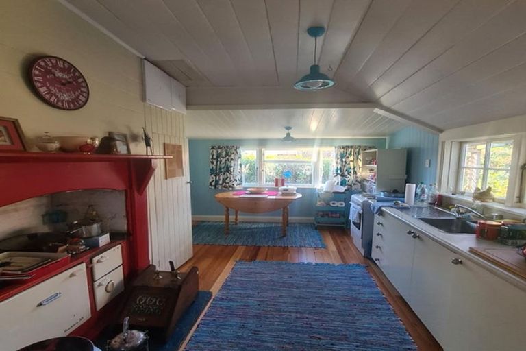 Photo of property in 8 Queen Street, Springfield, 7681