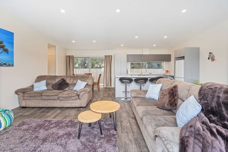 Photo of property in 20 Tairua Palms Place, Tairua, 3508