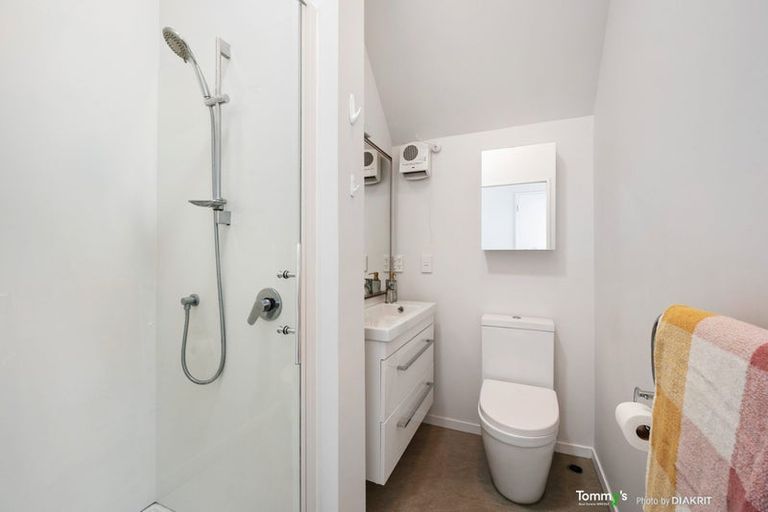 Photo of property in Victoria Villas, 43/35u Pirie Street, Mount Victoria, Wellington, 6011