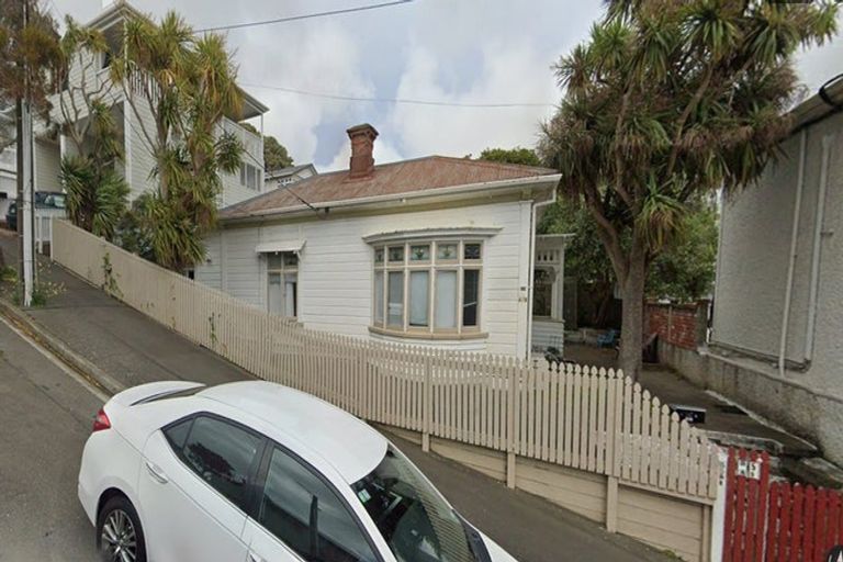 Photo of property in 55 Scarborough Terrace, Mount Victoria, Wellington, 6011