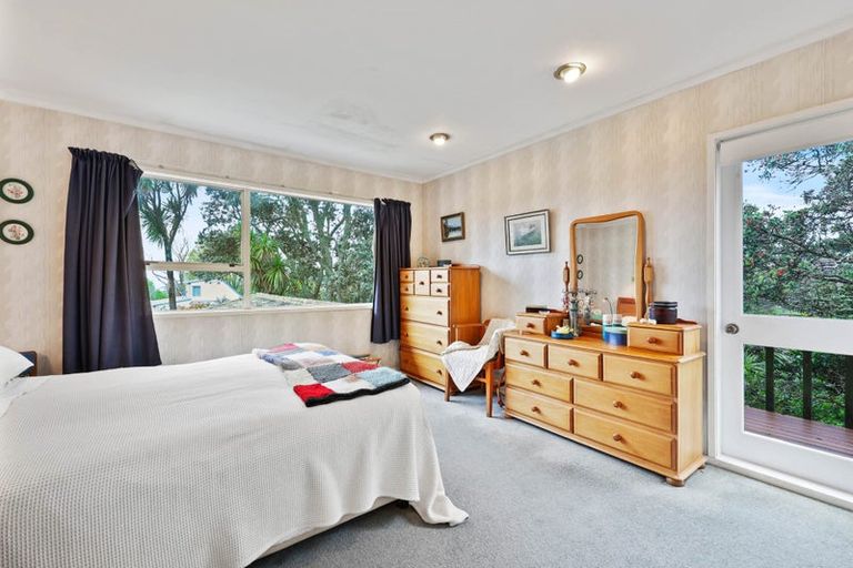 Photo of property in 37 Haseler Crescent, Howick, Auckland, 2014