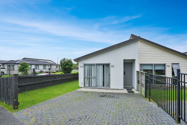 Photo of property in 27a Tributary Parade, Karaka, Papakura, 2113