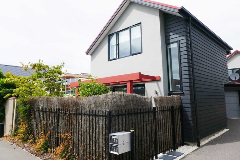 Photo of property in 188 Peterborough Street, Christchurch Central, Christchurch, 8013