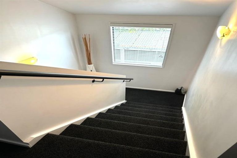 Photo of property in 26a Crofton Road, Harewood, Christchurch, 8051