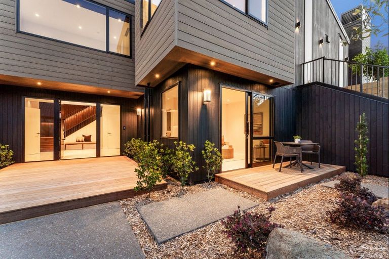 Photo of property in 25 Penney Rise, Matakana, 0985
