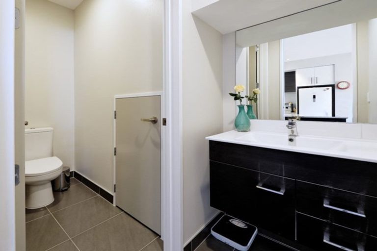 Photo of property in 60 Squadron Drive, Hobsonville, Auckland, 0616