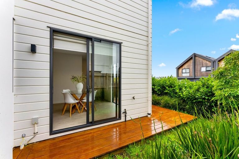 Photo of property in 75 Tarapuka Road, Westgate, Auckland, 0814