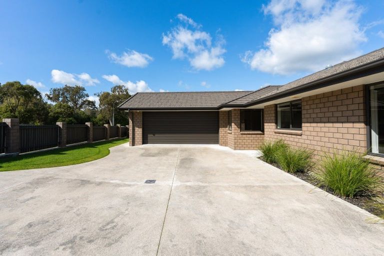 Photo of property in 151 James Line, Kelvin Grove, Palmerston North, 4414
