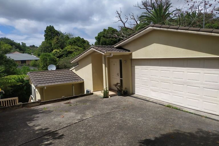 Photo of property in 9 Ryehill Close, New Lynn, Auckland, 0600