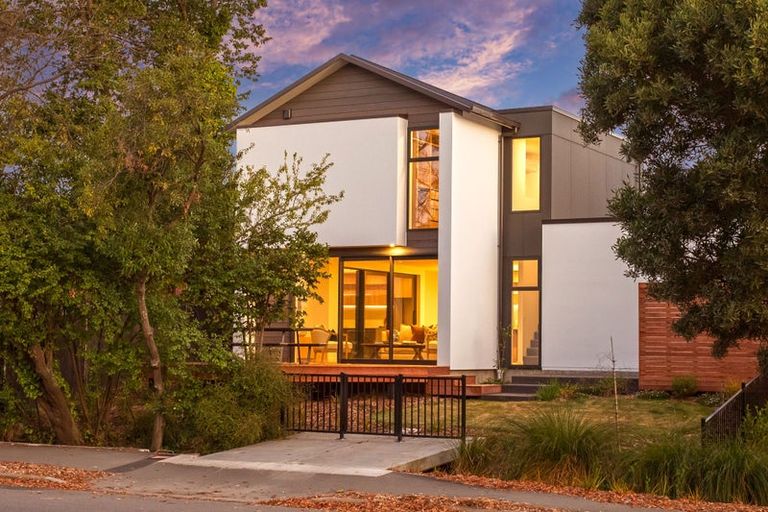 Photo of property in 54a Innes Road, St Albans, Christchurch, 8052