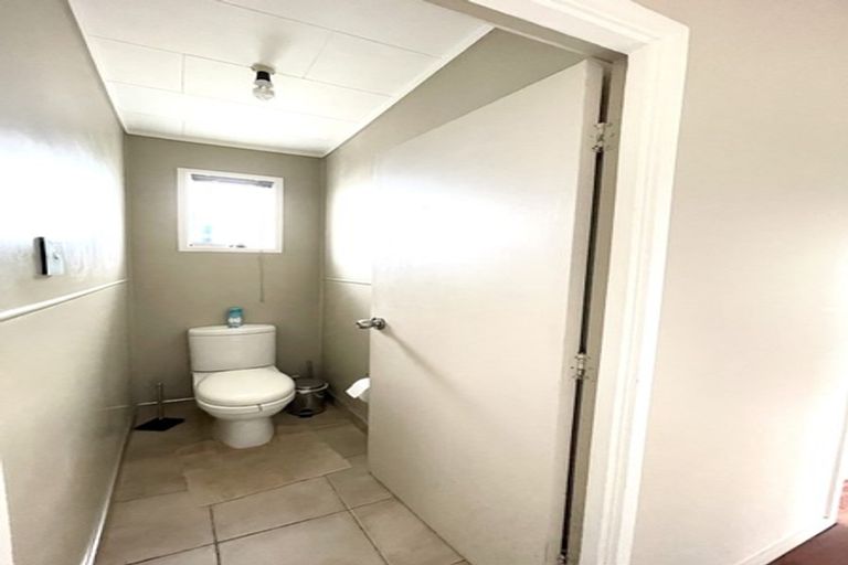 Photo of property in 78 Walworth Avenue, Pakuranga Heights, Auckland, 2010