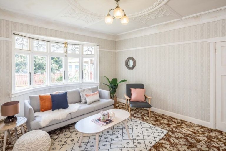 Photo of property in 202 The Parade, Island Bay, Wellington, 6023