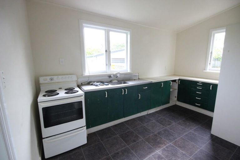 Photo of property in 8 Ward Street, Palmerston North, 4410