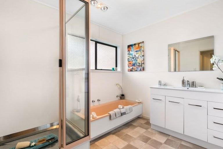 Photo of property in 2/327 Great South Road, Papakura, 2110