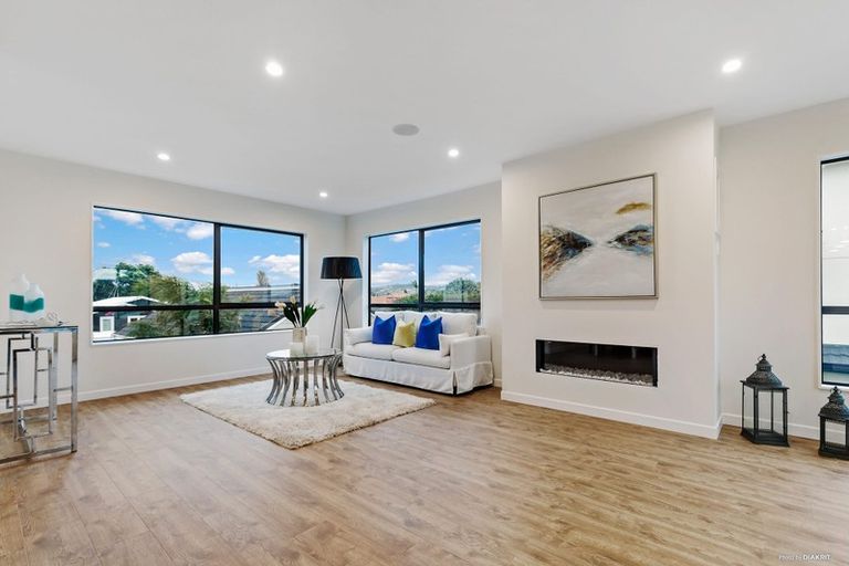 Photo of property in 254b Hibiscus Coast Highway, Orewa, 0931